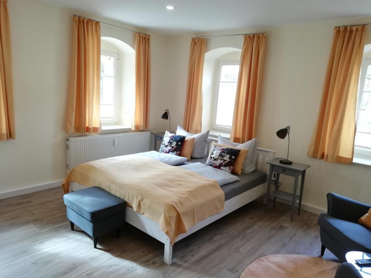 Ferienhof Graefe - 3-Seiten Hof Mit Grossem Garten, Pool & Sauna Meißen Zewnętrze zdjęcie