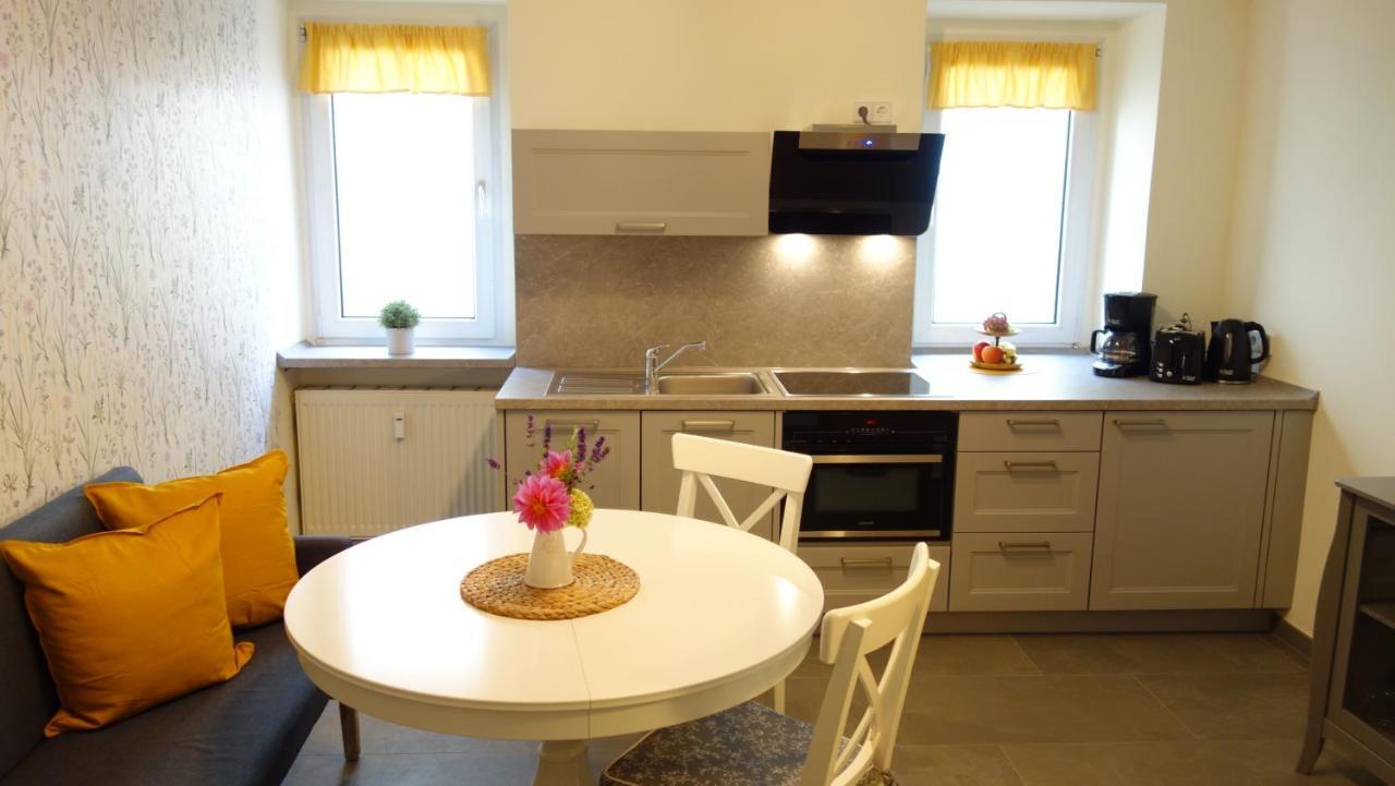 Ferienhof Graefe - 3-Seiten Hof Mit Grossem Garten, Pool & Sauna Meißen Zewnętrze zdjęcie